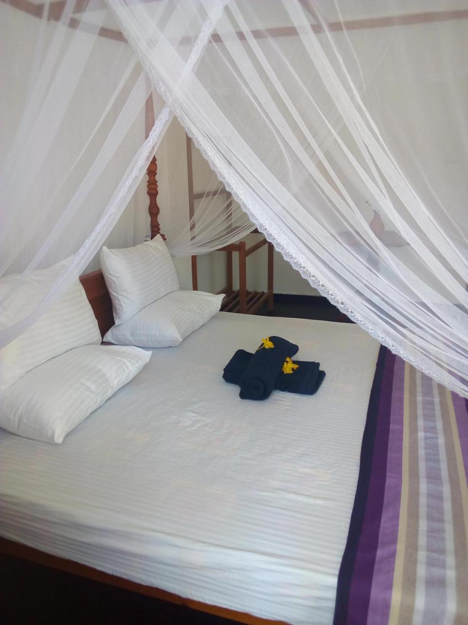 Daasa Guest Mirissa Hotel Exterior photo